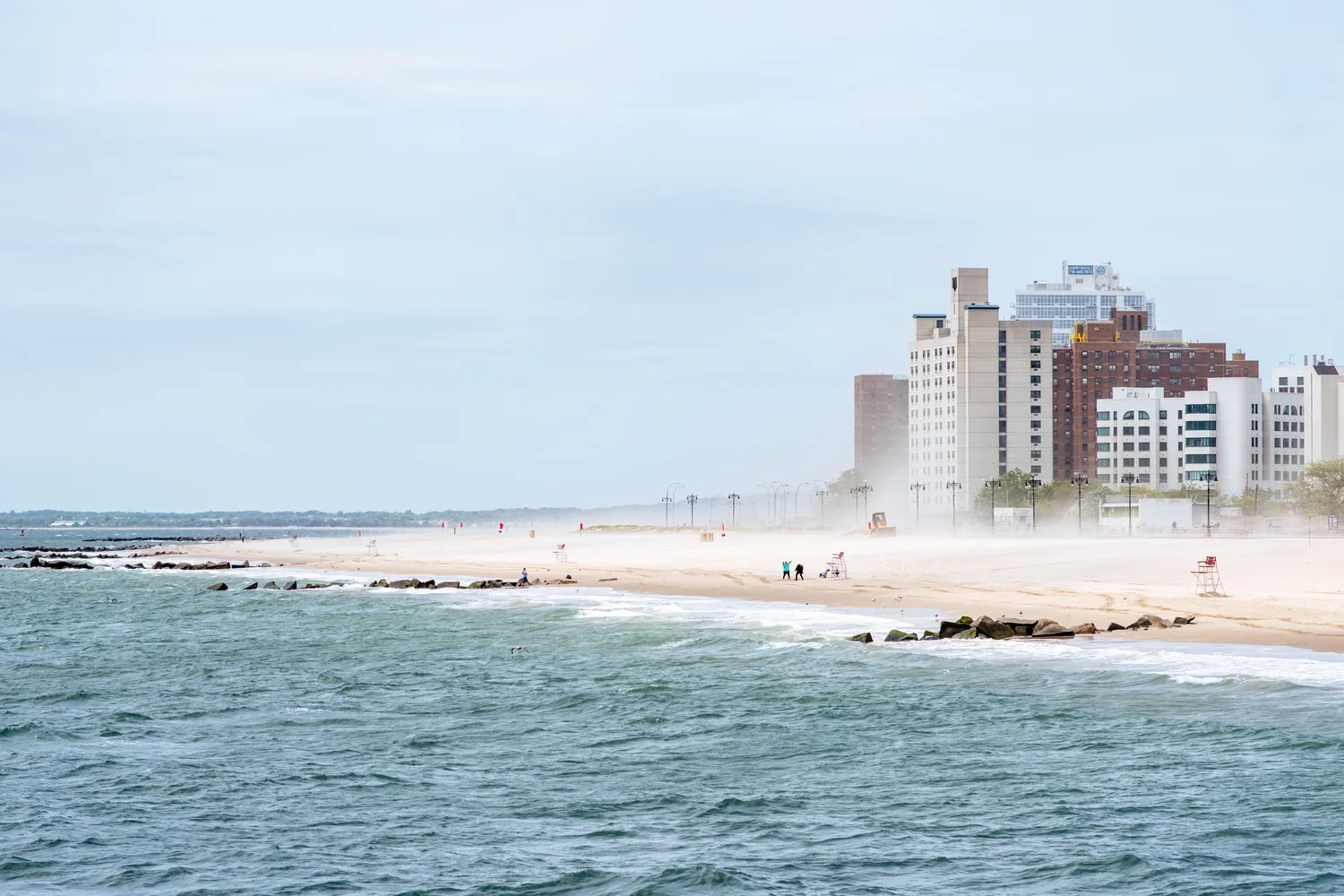 Die besten Strandhotels an der Ostsee mit traumhaftem Meerblick