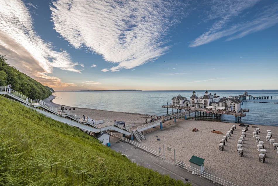 Ferienhäuser & Ferienwohnungen mit Pool an der Ostsee – Jetzt buchen